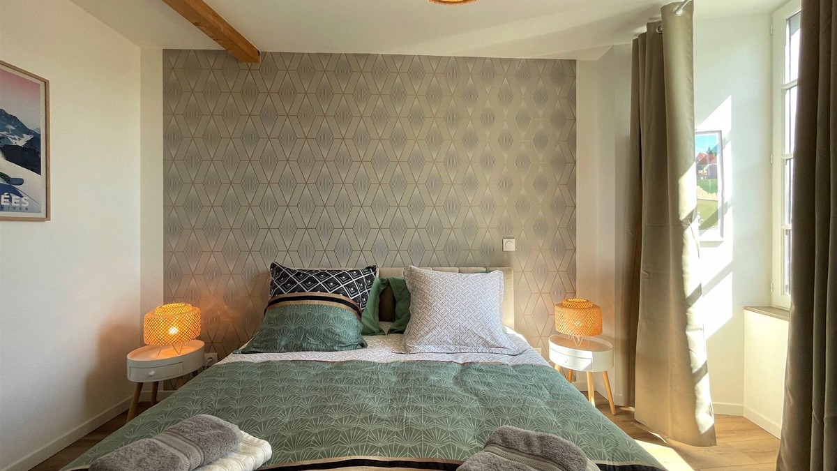 Oloron-Sainte-Marie Apartment | Gîte Ô Pyrénées Spacieux et Confortable Quartier Historique