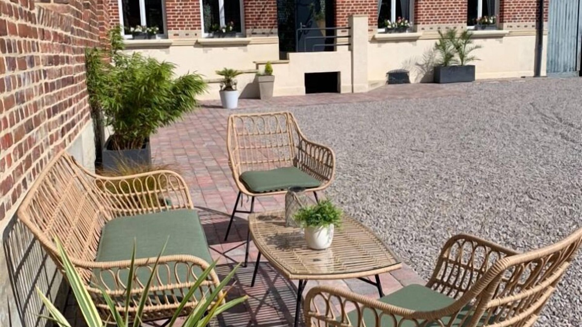 Meaulte Villa | Gîte 4 Étoiles SPA Privatif. Au Coeur du Circuit du Souvenir de la Somme