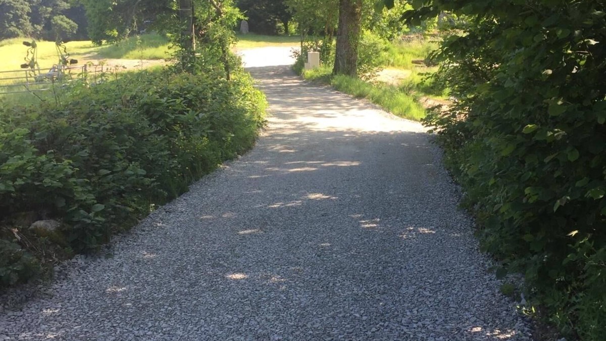 Roumegoux House | Gîte 4/6 pers. Quiet, hiking, mountain biking.