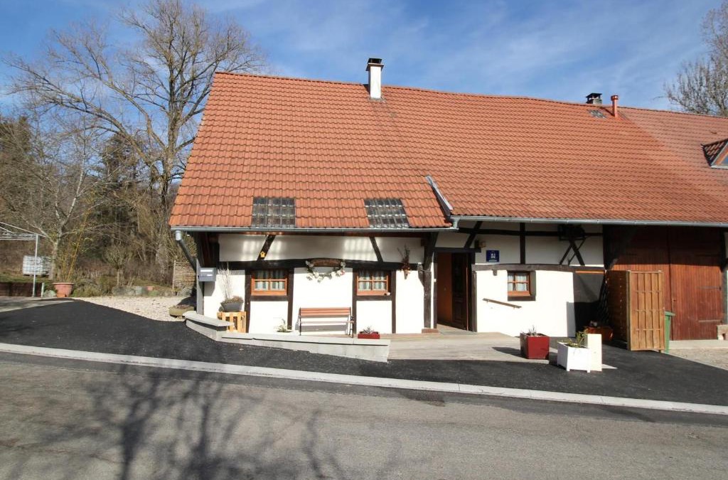 Bretten House | Gîte Alsacien Authentique | 6 Pers. | Terrasses & Jardin | Adapté PMR - FR-1-744-18