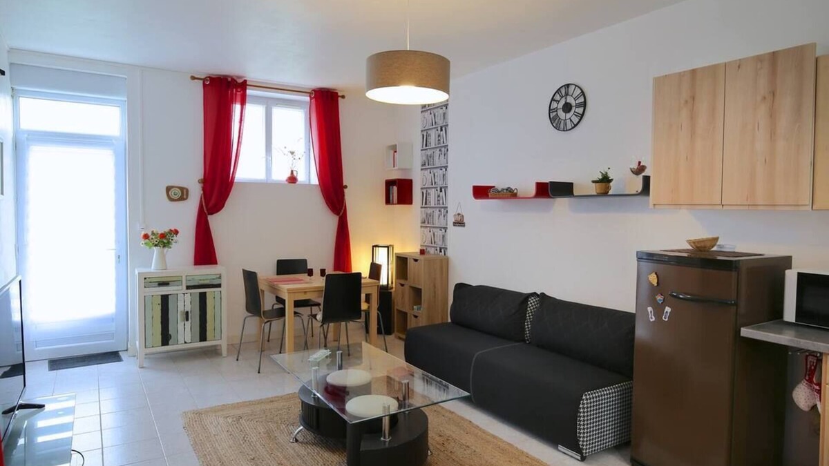 Beaussais-sur-Mer Apartment | Gîte-appartement sur la Côte D'emeraude