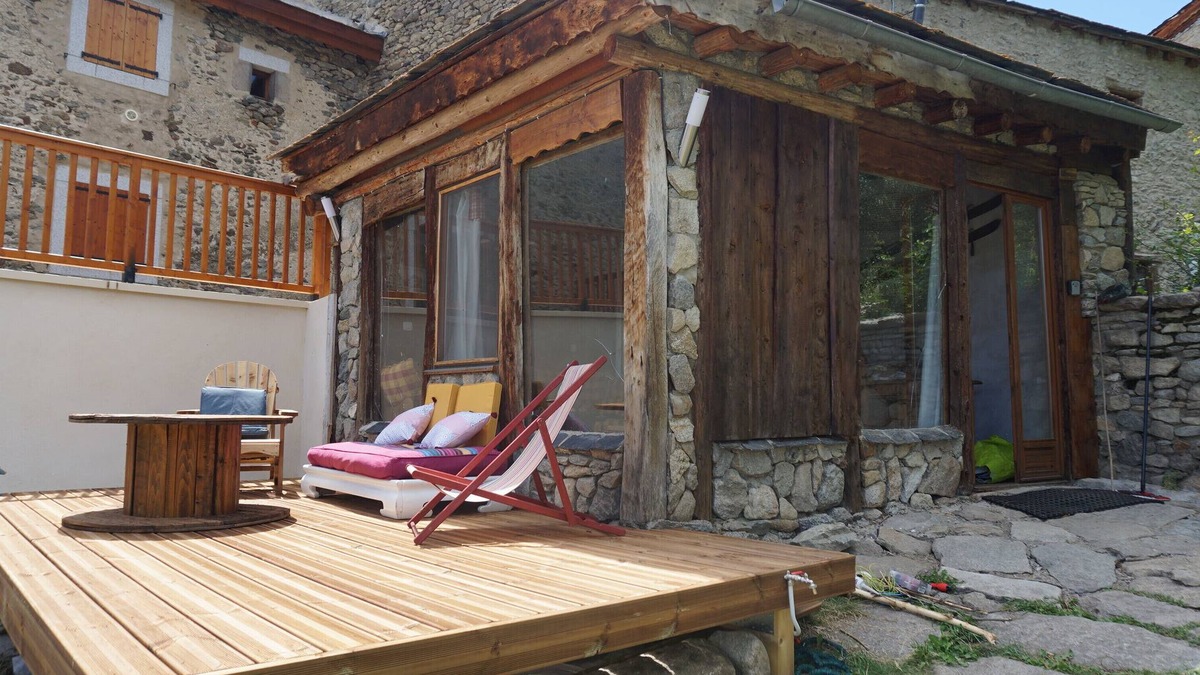 Targassonne Ski Chalet | Gîte atypique 6p.jardin sauna wi-fi 1600m altitude