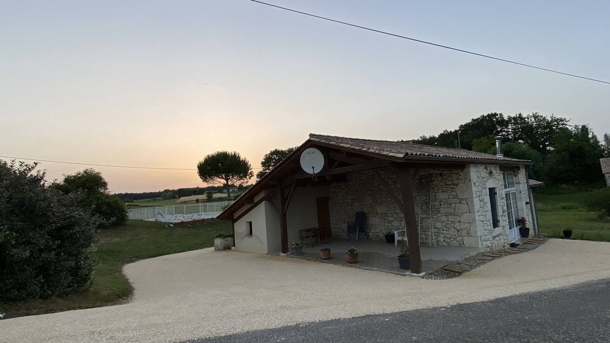 Villeneuve-de-Duras Cottage | Gîte au Calme Sans Vis-à-vis Avec Grande Piscine Privative