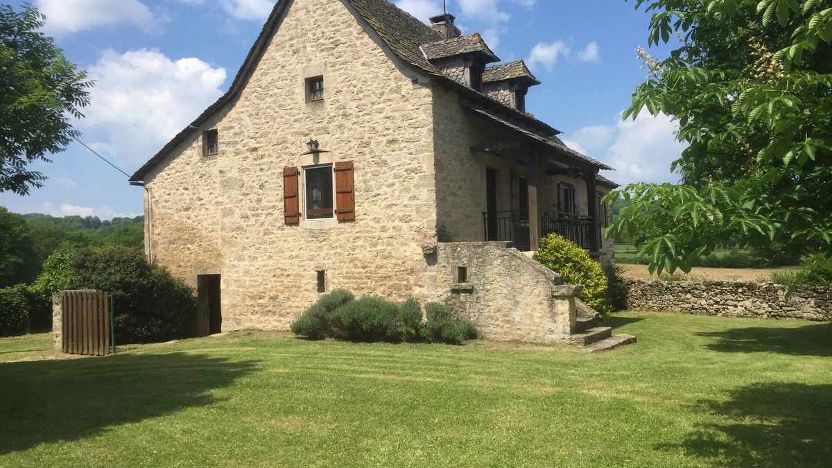 Bournazel House | Gîte au Calme