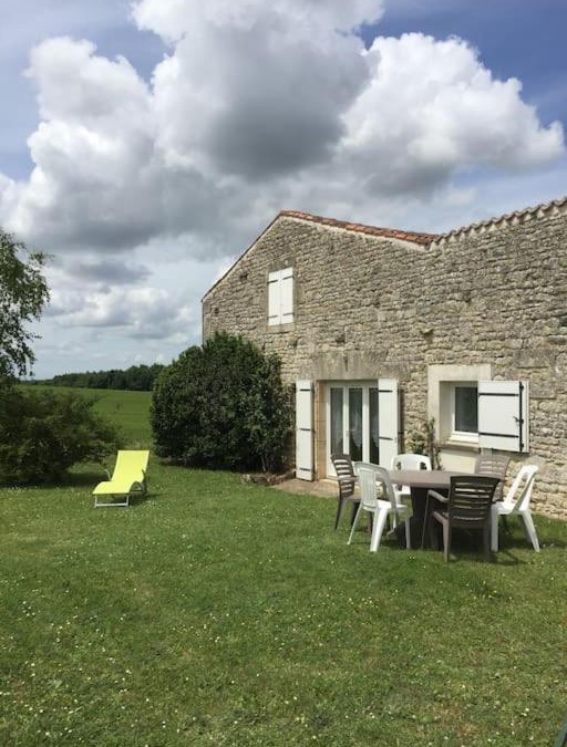 Saint-Savinien House | Gîte Au Petit Bonheur