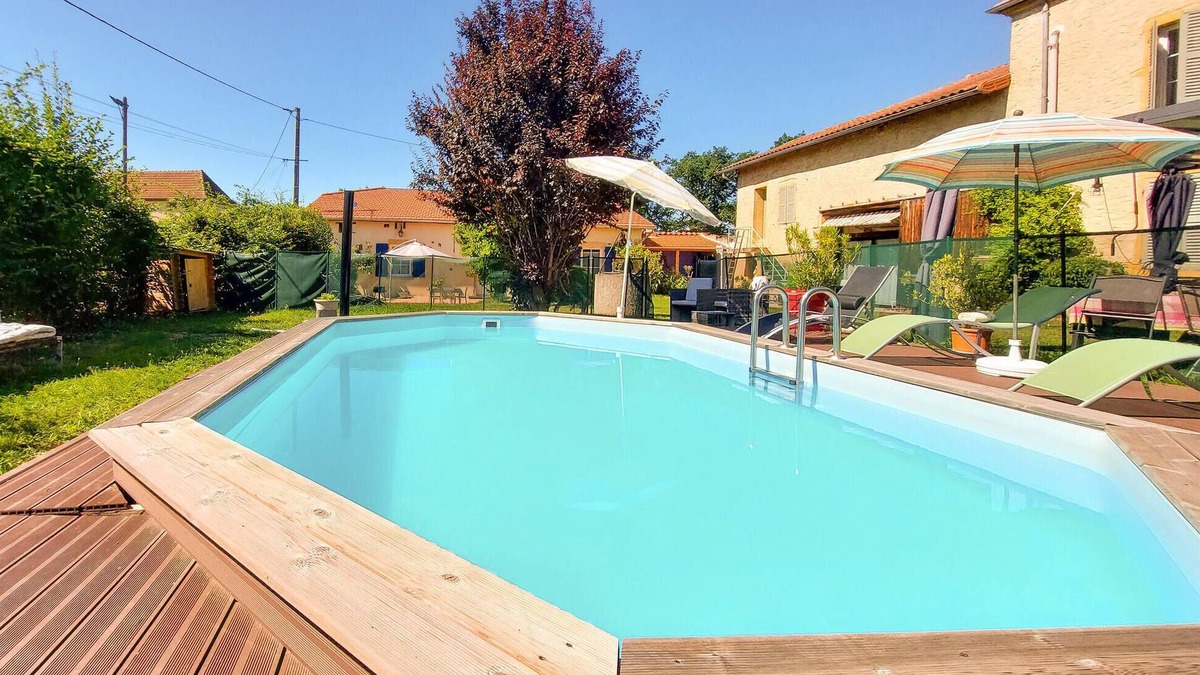 Pouilly-sous-Charlieu House | Gîte aux Hirondelles