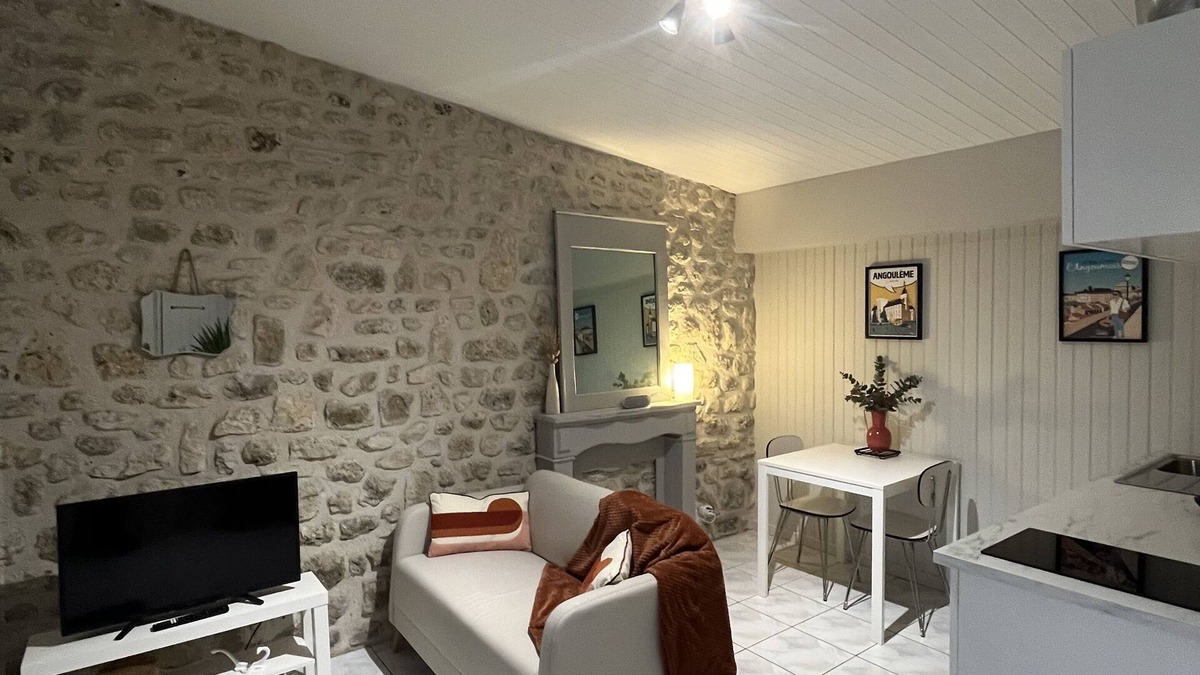 Champniers House | Gîte aux Portes D'angoulême