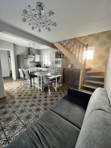 Lestrem Apartment | Gîte avec piscine