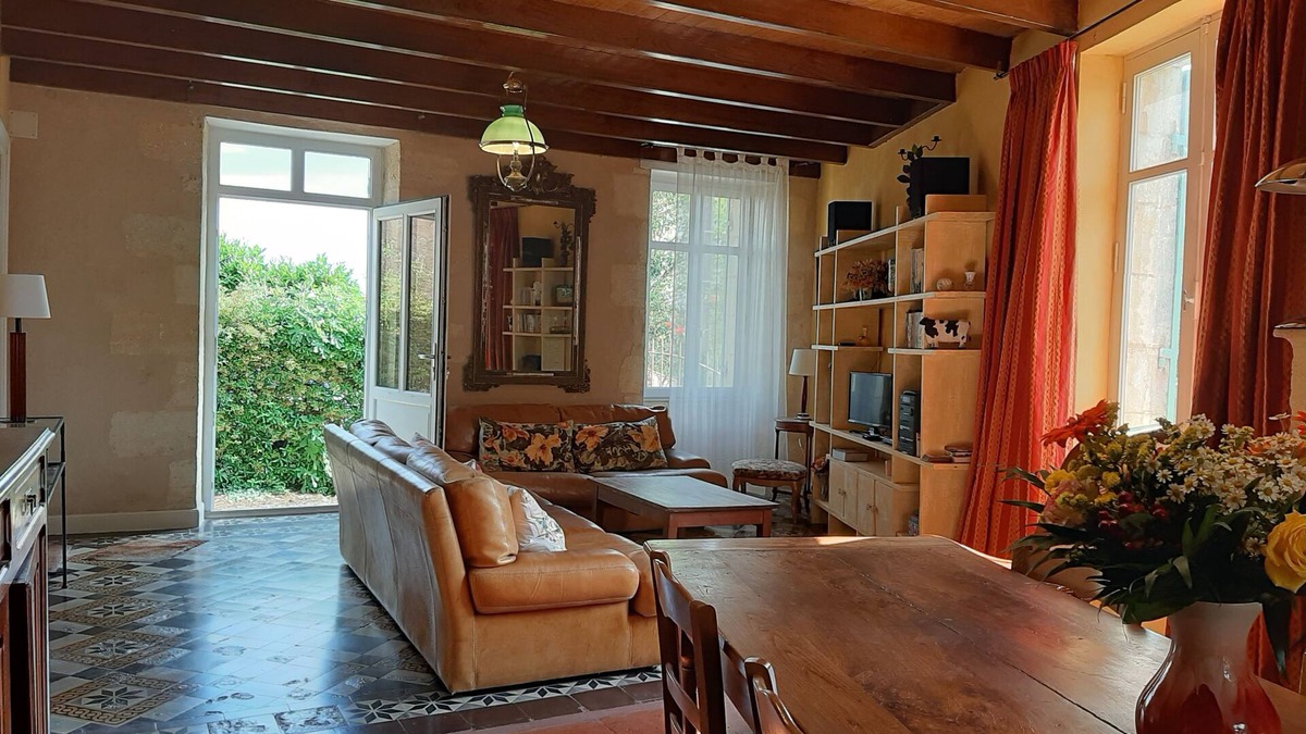 Berson House | Gîte "château les Cèdres" 4 Pers. 90 m2, au Coeur du Vignoble