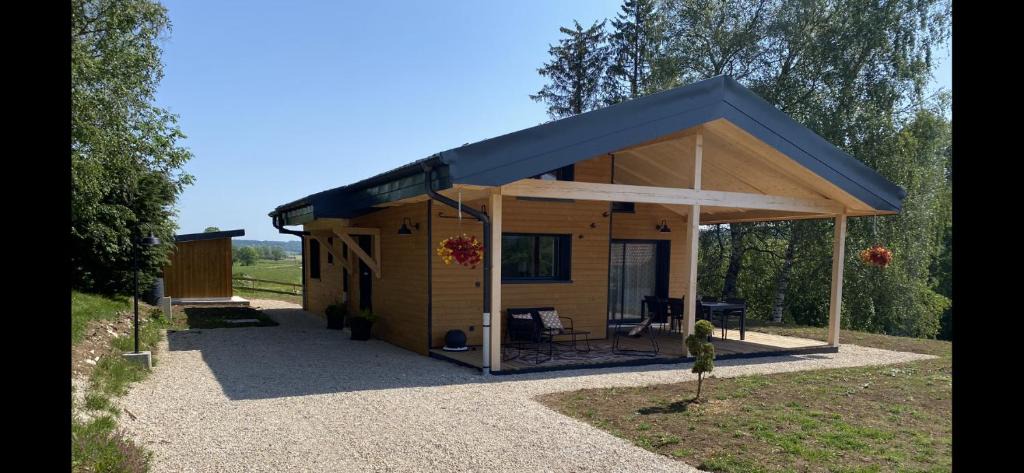 Pierrefontaine-les-Varans Ski Chalet | Gîte chalet, Au Doubs Logis