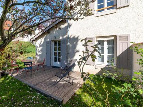 Saint-Galmier House | Gîte charmant avec jardin, terrasse et tout confort à Saint-Galmier - FR-1-496-293