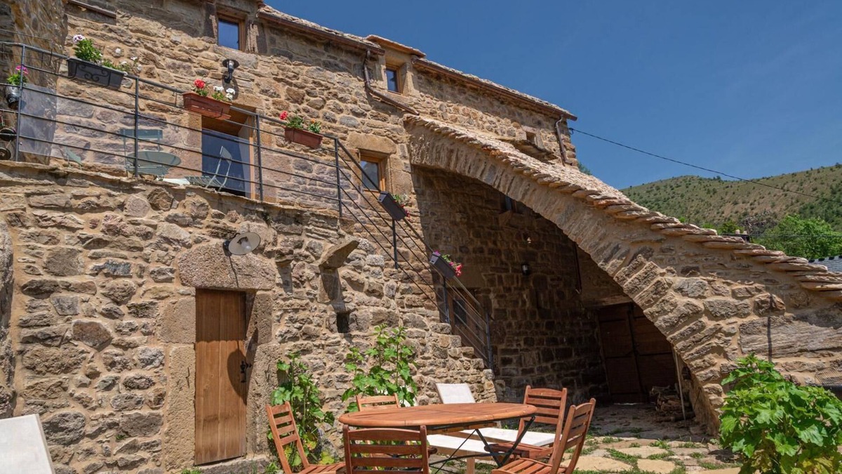 Les Bondons House | Gîte Chemin des Menhirs 4/6 persons