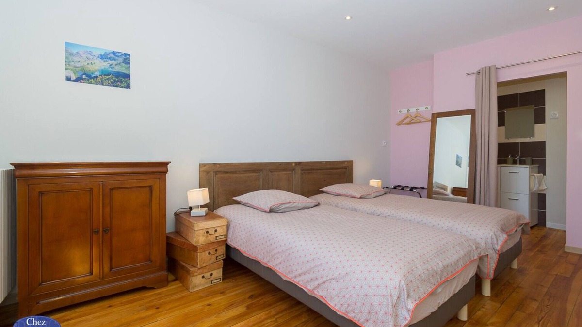 Brangues House | Gîte Chez l'Épicier