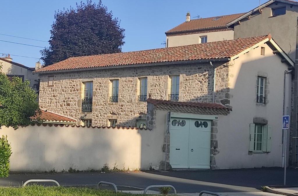 Craponne-sur-Arzon House | Gîte Craponne-sur-Arzon - Au détour de l'Arzon