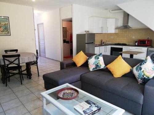 Oudon Apartment | Gîte d'Anouck au coeur d'Oudon proche baignade