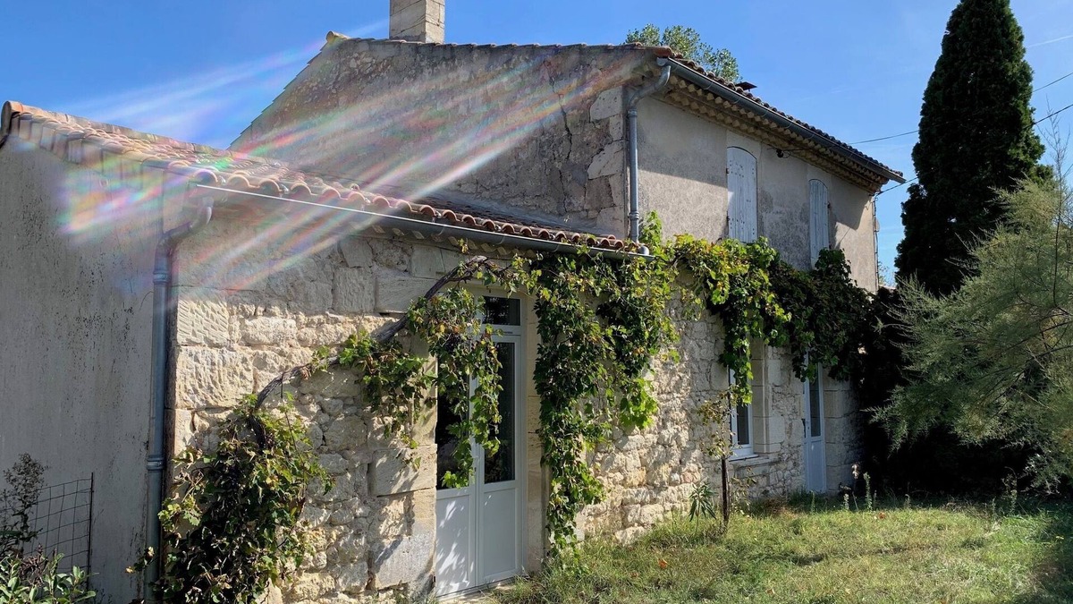 Jau-Dignac-et-Loirac House | Gîte de Caractère Entre Océan et Estuaire
