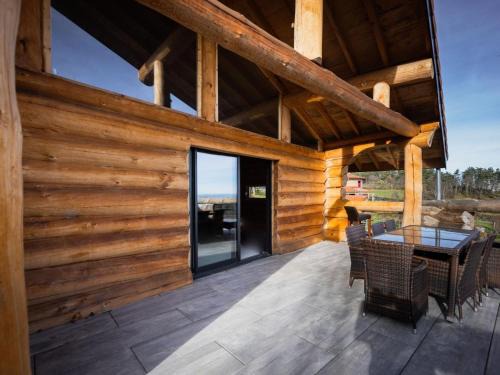 Saint-Jean-Soleymieux House | Gîte de charme avec poêle à bois, billard et terrasse dans les Monts du Forez - FR-1-496-313