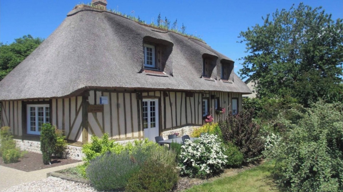Campigny Cottage | Gîte de Charme: Chaumière 8 Personnes en Normandie