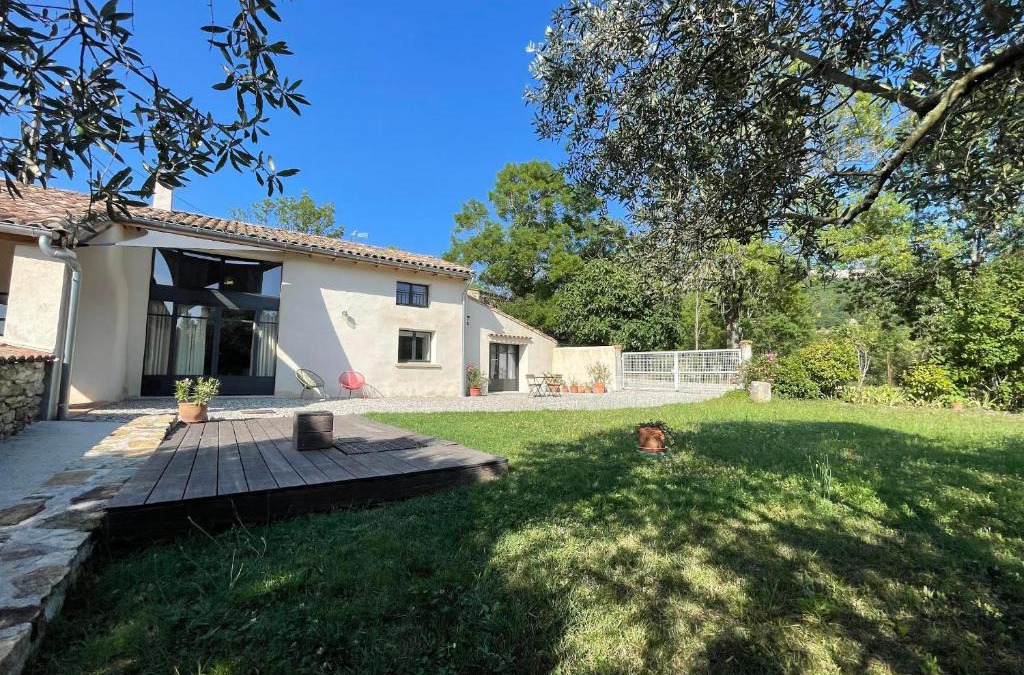 Souspierre House | Gîte de charme en Drôme Provençale - La Saulée