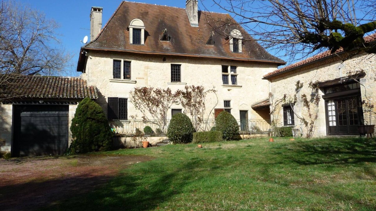 Champcevinel House | Gîte de Charme en Pleine Nature