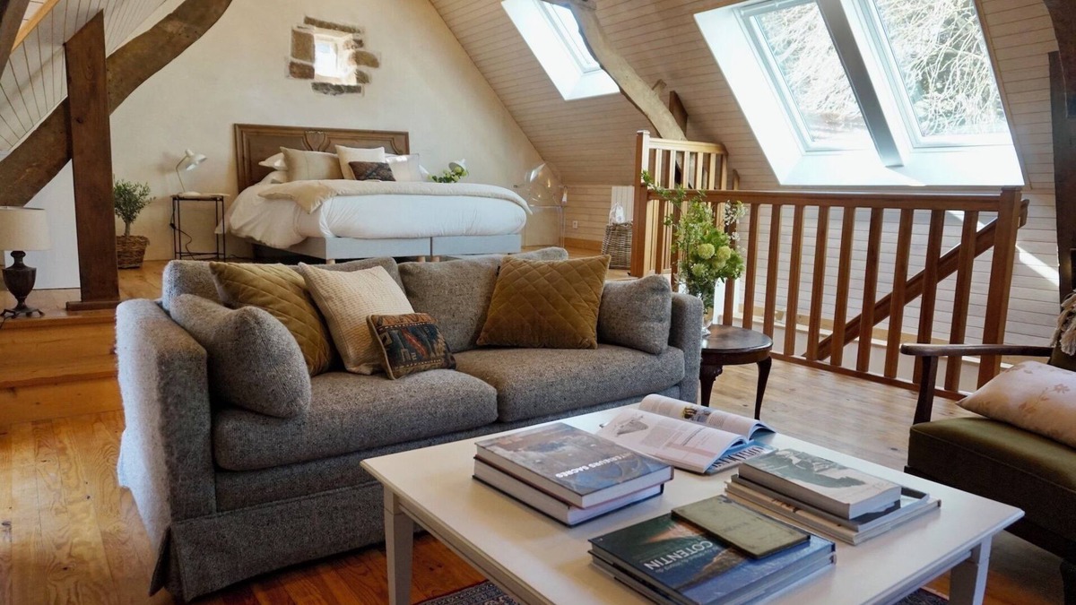Flamanville House | Gîte de Charme Tout Équipé 800m de la mer, Jardin Exceptionnel ! Maison Melchior