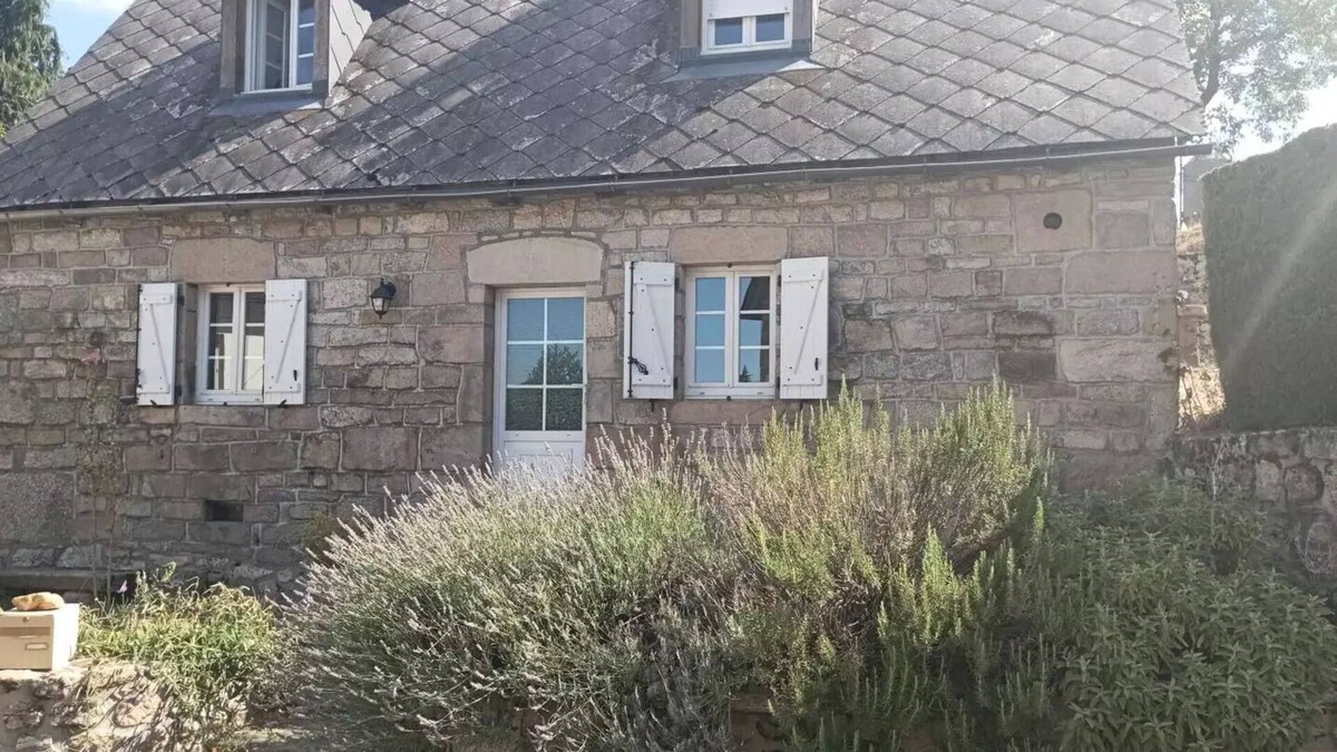 Saint-Yrieix-le-Dejalat Villa | Gîte de France Gîte des veyssières 3 ears - Gîte de France 4 people
