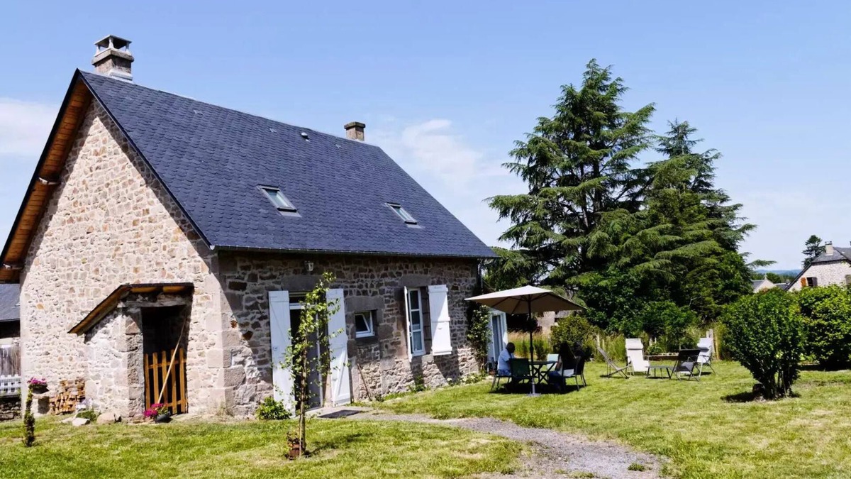 Saint-Yrieix-le-Dejalat Villa | Gîte de France Fanfou 3 ears - Gîte de France 4 people