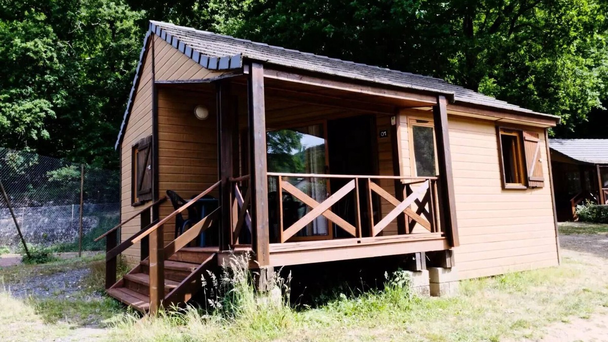 Laval-sur-Luzege Villa | Gîte de France Chalet - Gîte de France 4 people
