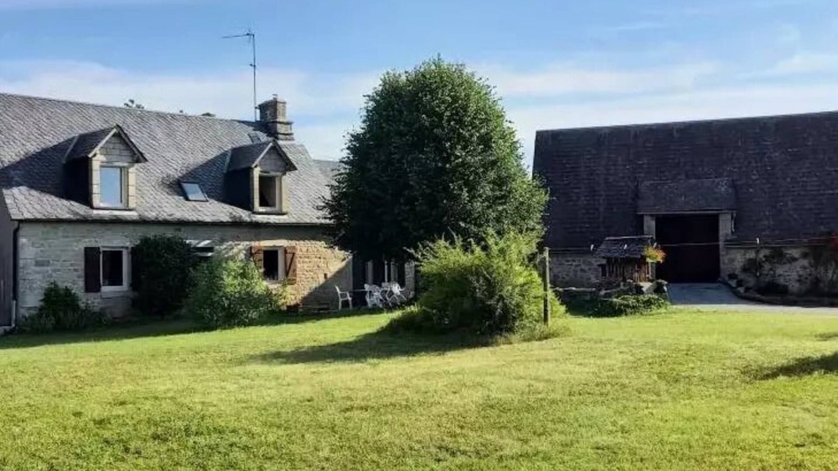 Serandon Villa | Gîte de France Gratte heather 3 ears - Gîte de France 8 people