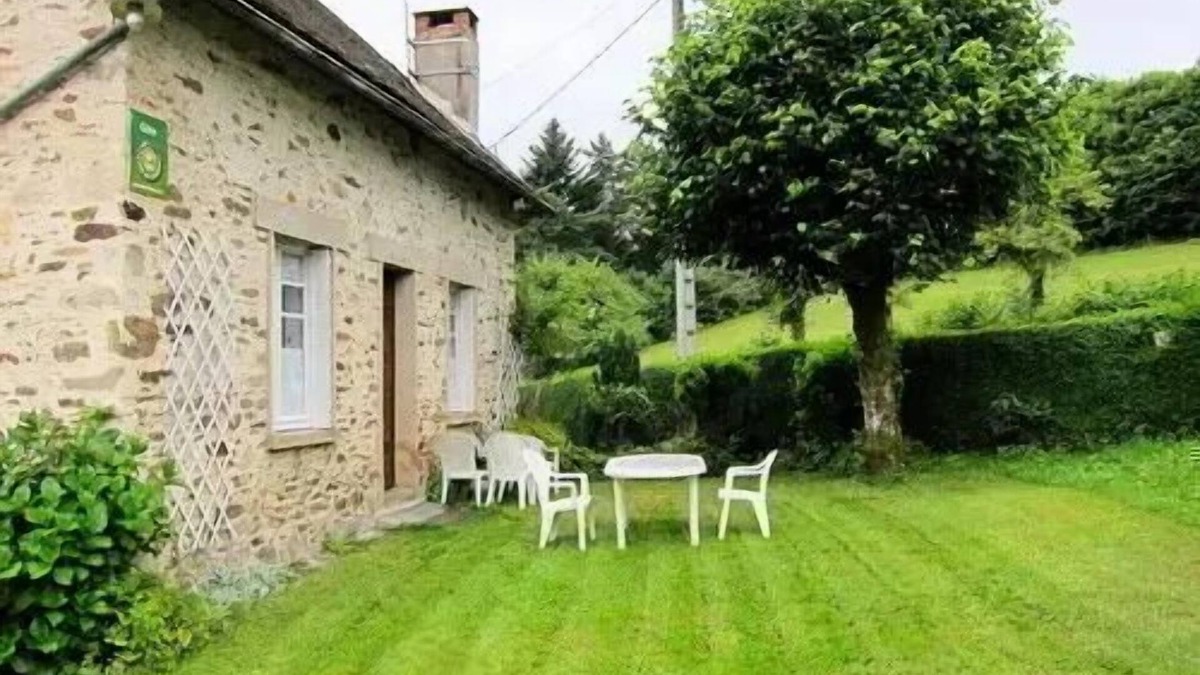 Benayes Villa | Gîte de France in Benayes 3 ears - Gîte de France 6 people