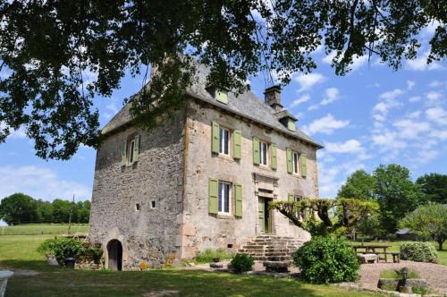 Saint-Cirgues-la-Loutre Apartment | Gîte de France Laclefdeschamps 3 épis - Gîte de France 10 personnes MAE-9514