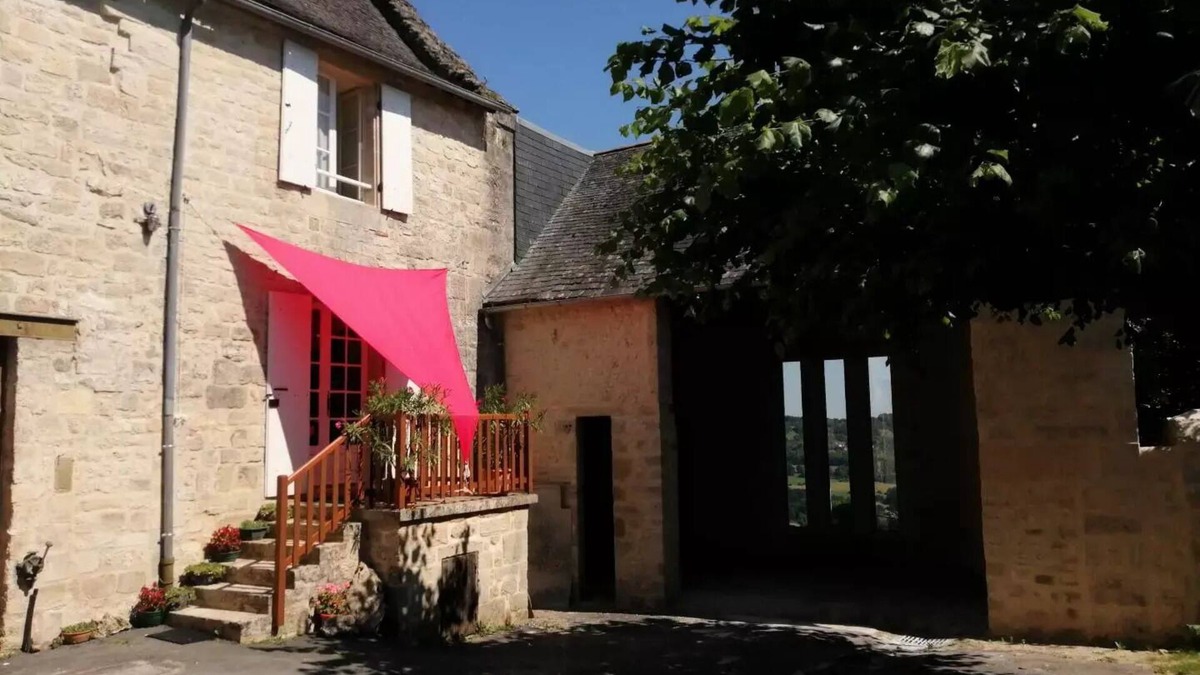 Saint-Robert Villa | Gîte de France The little hummingbird 2 ears - Gîte de France 4 people