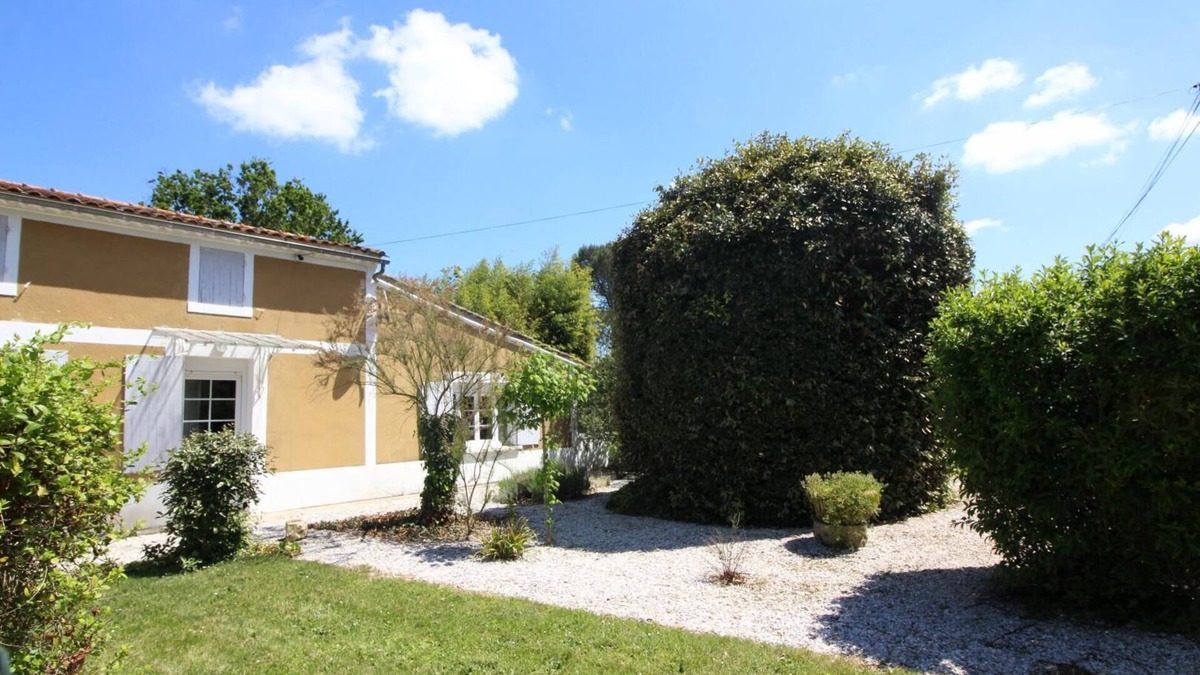 Lesparre-Medoc House | Gîte de Gisou - Lesparre Medoc
