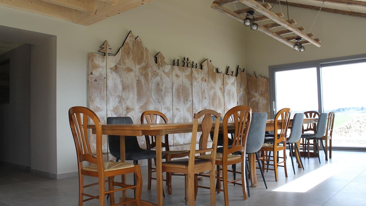 Bonnetage House | Gîte de Groupe 1 à 15 Personnes Haut Doubs en Campagne - Nuitée/week-end/semaine