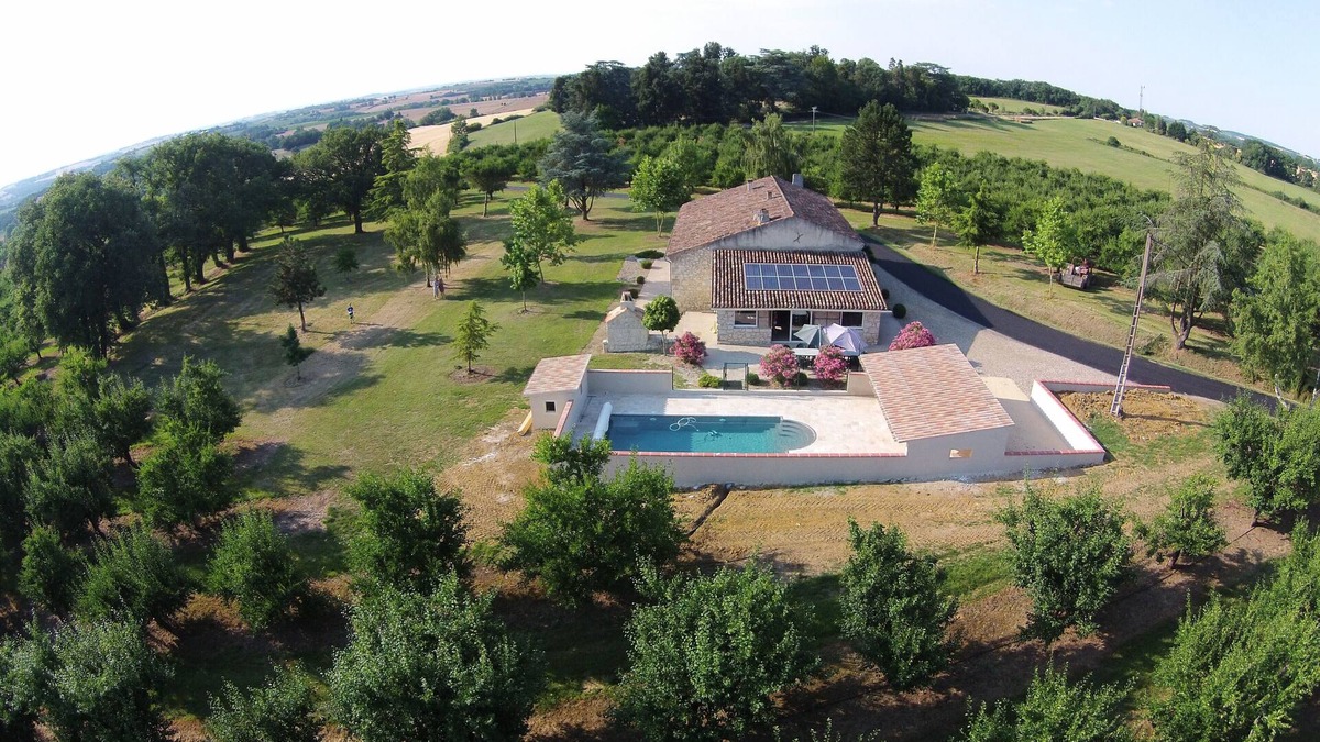 La Romieu House | Gîte de groupe, 37 places, 13 rooms