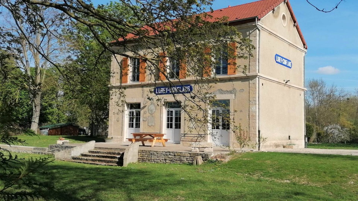 Esclavolles-Lurey House | Gîte de la Gare en Champagne