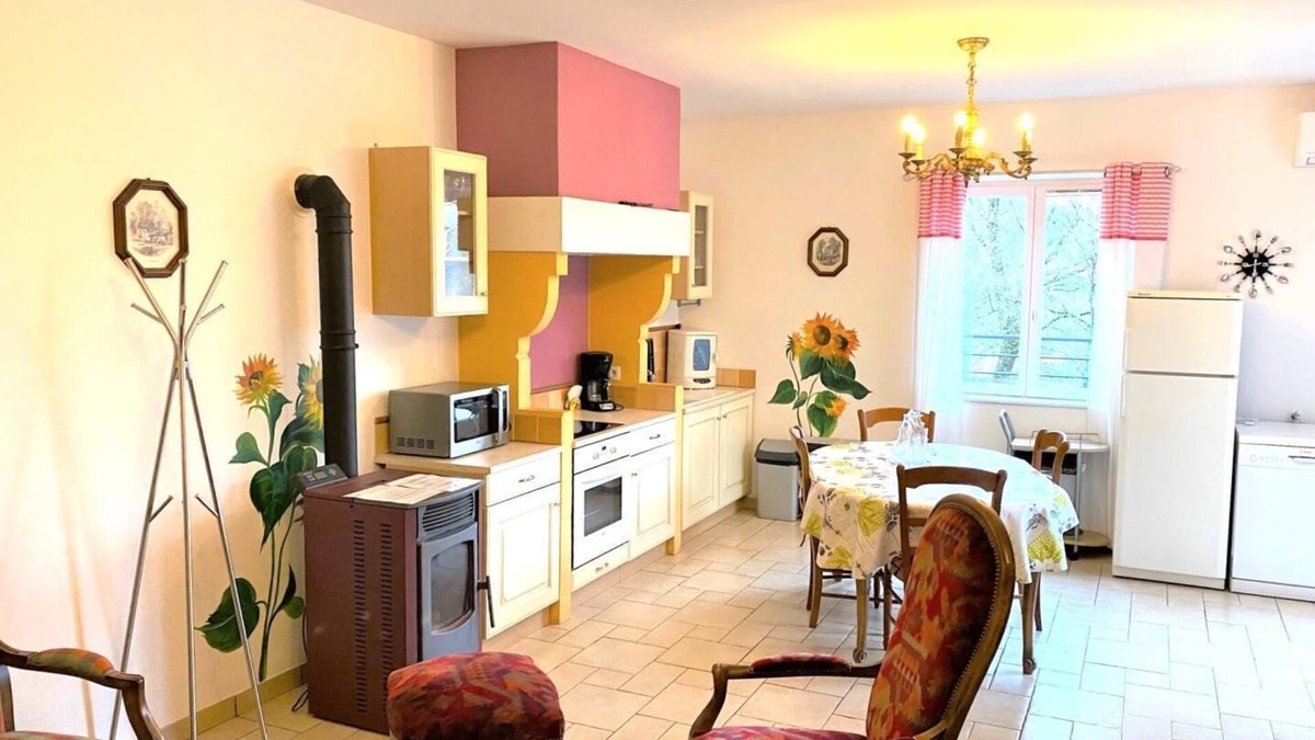 Vrigne-aux-Bois House | GÎTE DE LA ROCHE - VRIGNE AUX BOIS