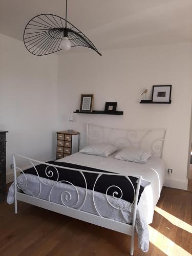 Lacroix-sur-Meuse Apartment | Gîte des Agapanthes