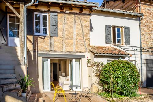 Lavaur House | Gîte du Café Suquet Giroussens