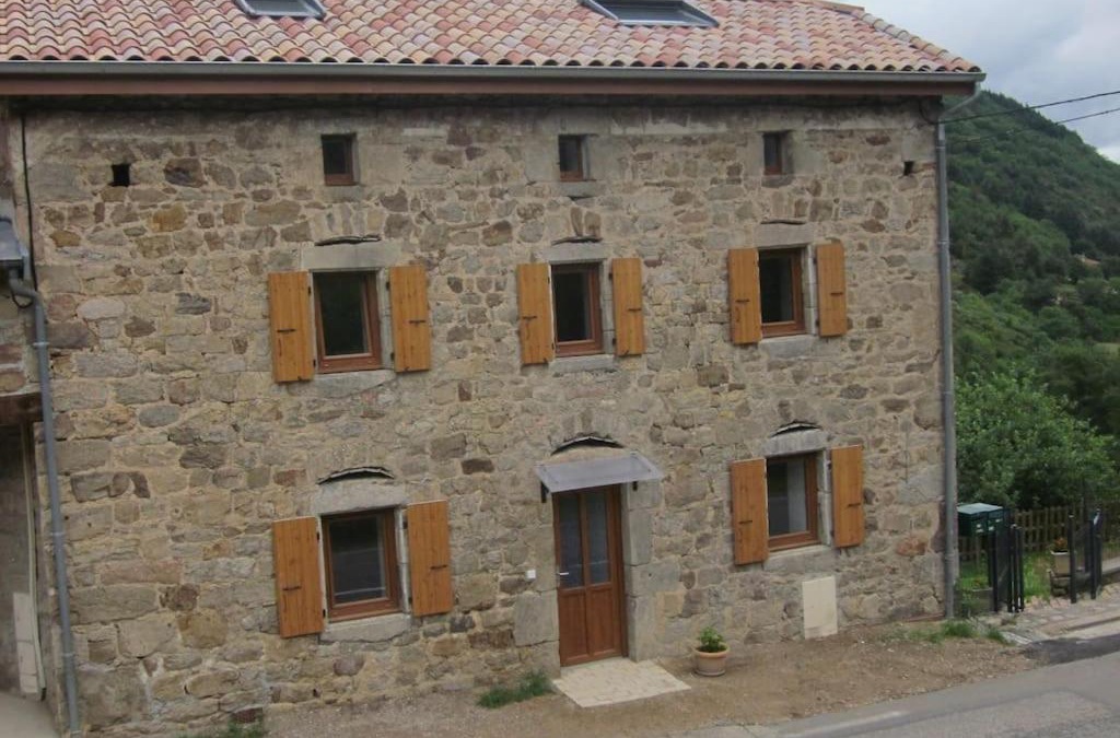 Vocance House | Gîte du charpentier