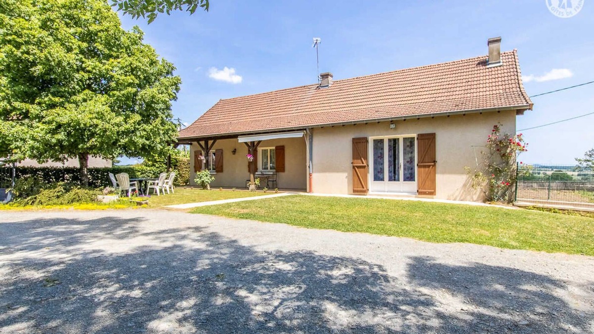 Chalmoux House | Gîte du Gardier - Chalmoux