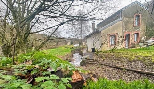 Les Hautes-Rivieres House | Gîte du gué