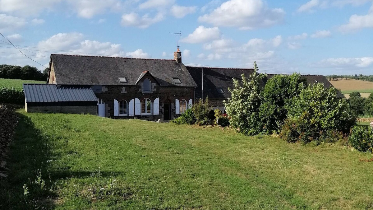 Fleurigne Other | Gîte du Haut Montbrault