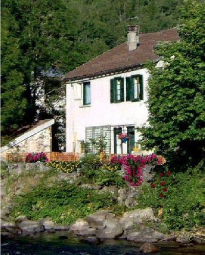 Luzenac House | Gîte du petit Taïchou