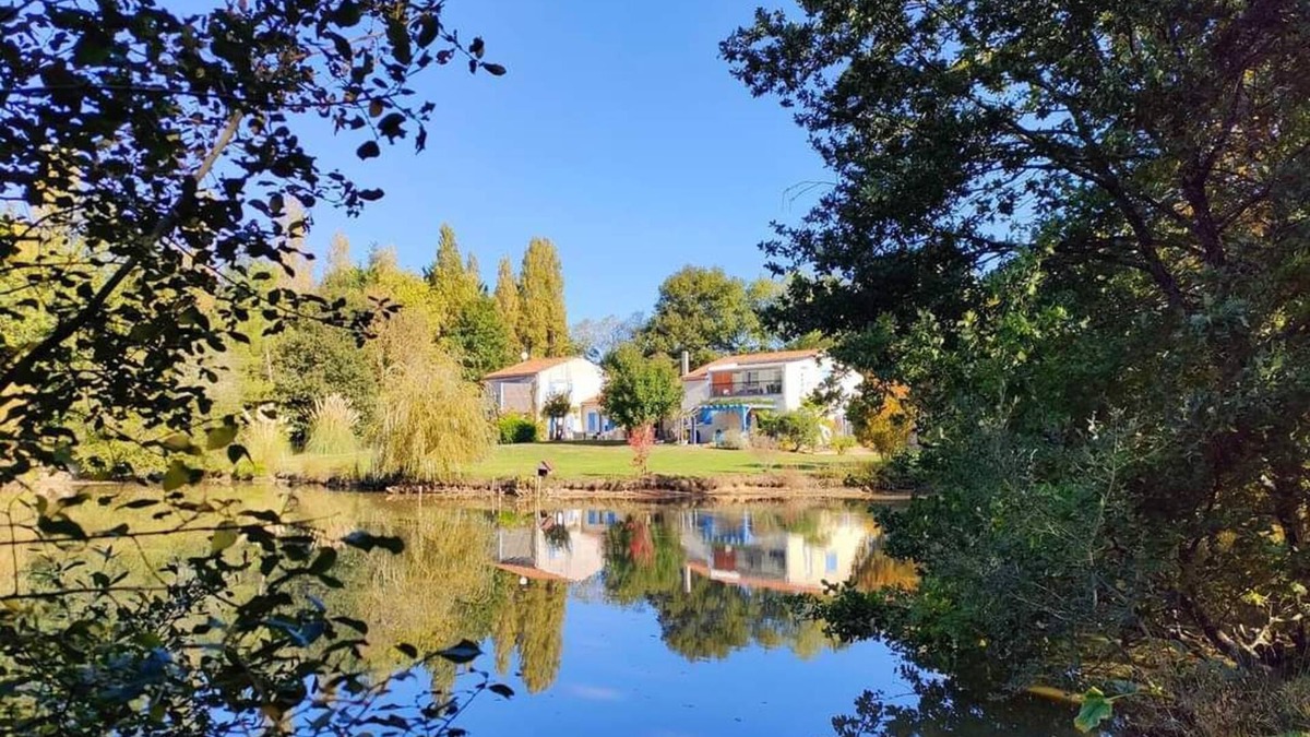 Saint-Avaugourd-des-Landes Apartment | Gîte des Marais à 10 Minutes de la Plage