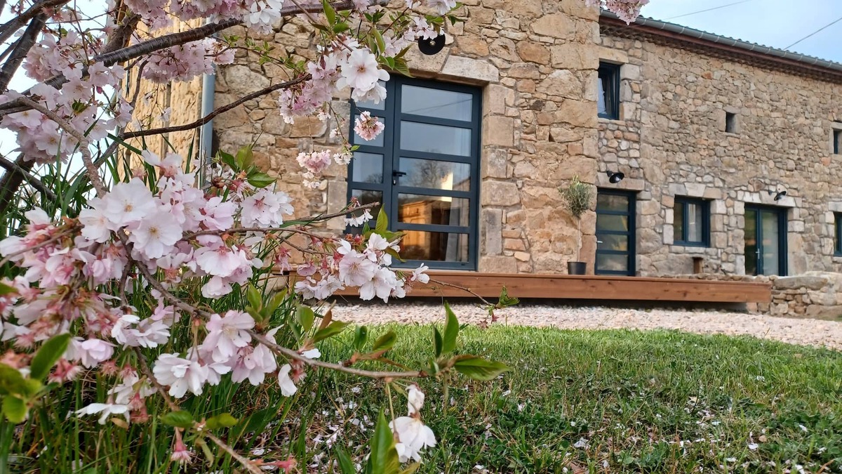 Saint-Barthelemy-le-Plain House | Gîte de Charme au Coeur de L'ardèche Verte