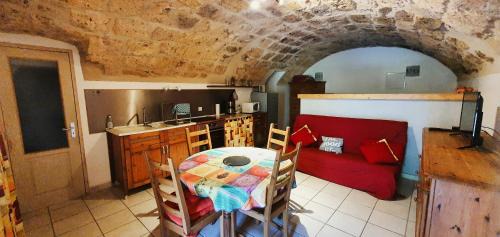 Saint-Jean-de-Bueges Apartment | Gîte Hérault