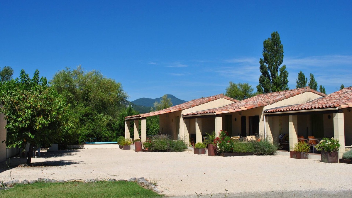 Banne House | Gîte Jaune