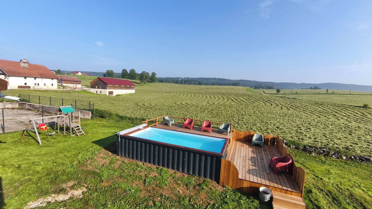 Narbief Cottage | Gîte l'Authentique, 3 stars, pool container and 900m2 enclosed park