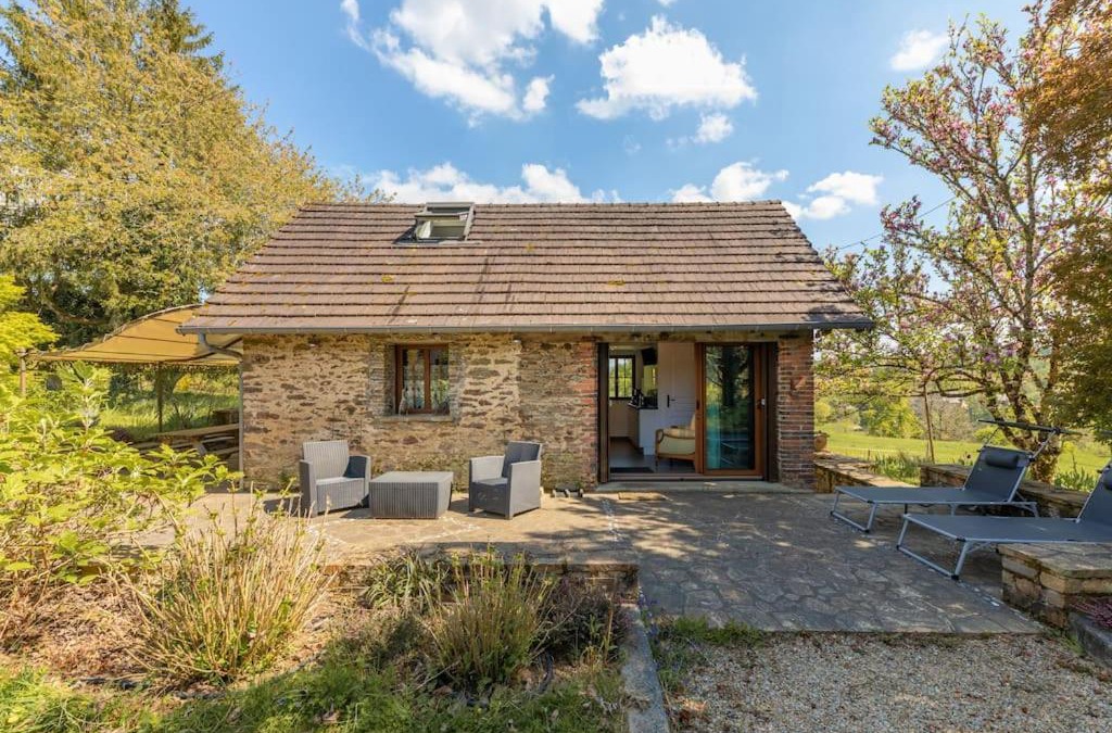 Segur-le-Chateau House | Gîte La Bergerie